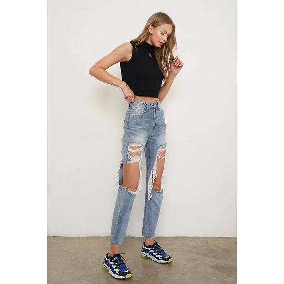 NWT Insane Gene Free the People Mid-Rise Distressed Boyfriend Jeans, Size 7/27W - Picture 3 of 16